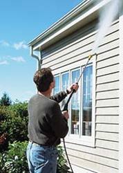 /images/pressurewash_vinylsiding_mn_178x250.jpg